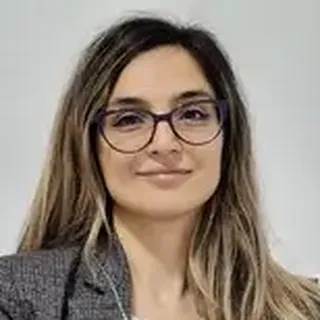 Dr. Dobrescu Lavinia
