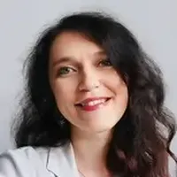 Dr. Kinga Kovacs