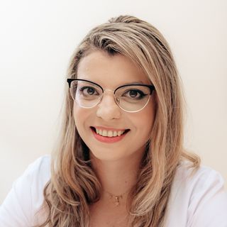 Dr. Diana Batorii