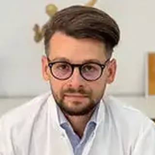 Dr. Daniel Ceachir