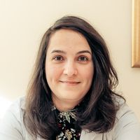 Dr. Irina Letcan