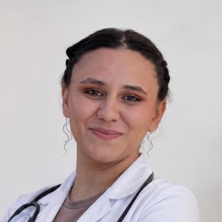 Dr. Ilinca Manea