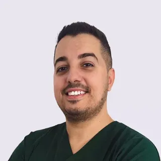 Dr. Aron Ciupag