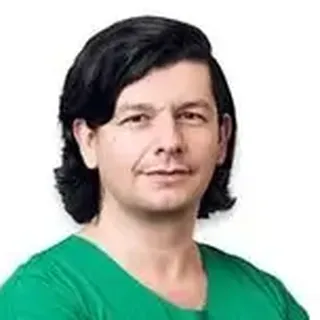 Dr. Sandor Raul