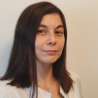 Dr. Anca Adriana Arbune