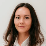 Dr. Anca Carpen
